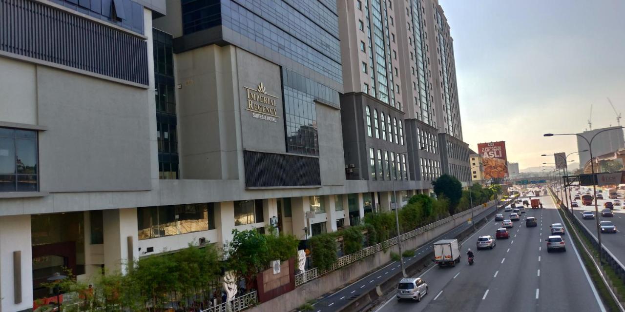 อิมพีเรียล รีเจนซี สวีท แอนด์ โฮเทล เปตาลิง จายา กัวลาลัมเปอร์ Hotel ภายนอก รูปภาพ