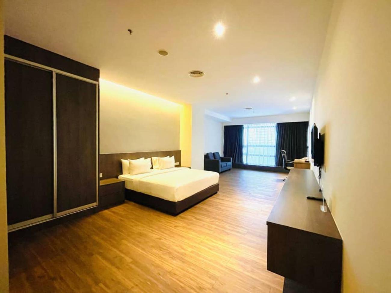 อิมพีเรียล รีเจนซี สวีท แอนด์ โฮเทล เปตาลิง จายา กัวลาลัมเปอร์ Hotel ภายนอก รูปภาพ